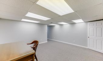 421 Country Club Dr, Batesville, IN 47006