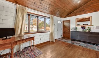 24 Ventura Dr, Brooklyn, CT 06234