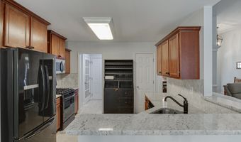 646 Forest Pine Dr, Ball Ground, GA 30107