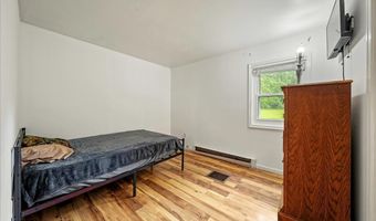 2136 Palisades Dr, Blakeslee, PA 18610