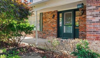 2229 Waldorf Rd, Columbus, OH 43229