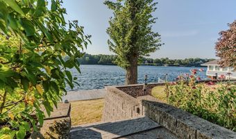 20413 St Lawrence Park Rd, Alexandria Bay, NY 13607