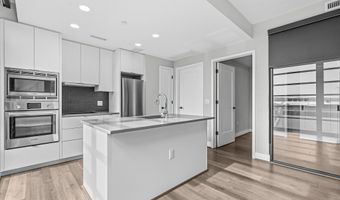 1300 4TH St SE 901, Washington, DC 20003