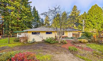 2099 Fickle Hill Rd, Arcata, CA 95521