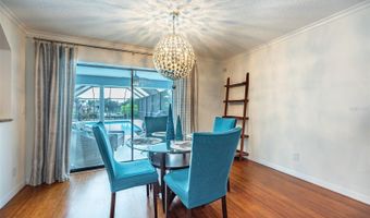 910 CHIPAWAY Dr, Apollo Beach, FL 33572