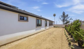 16 W Pine St, Altadena, CA 91001