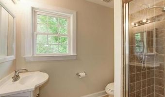 6409 MACARTHUR Blvd, Bethesda, MD 20816