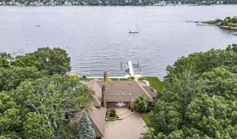 99 Holly Ln, Bayville, NJ 08721