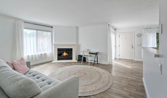 7701 Caminito Leon 201, Carlsbad, CA 92009