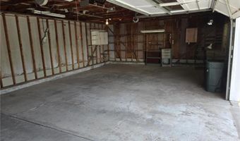 18916 166th St, Basehor, KS 66007