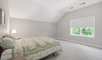 15 Curtis Cir 15, Avon, MA 02322