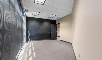 174 Clarkson Rd, Ballwin, MO 63011