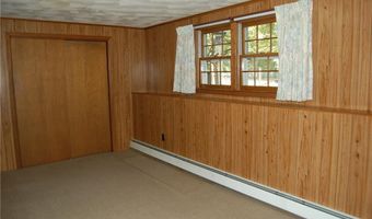 109 Suffolk Dr, North Kingstown, RI 02852