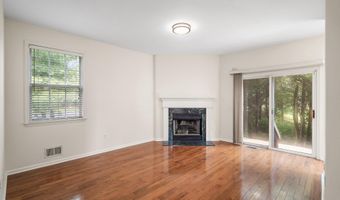 2 BOICE Ln, Belle Mead, NJ 08502