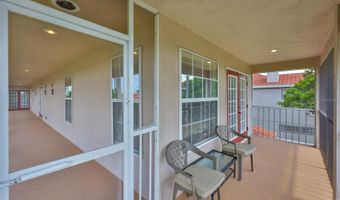 6107 MARBELLA Blvd, Apollo Beach, FL 33572