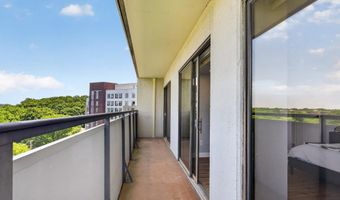 5300 COLUMBIA Pike 701, Arlington, VA 22204