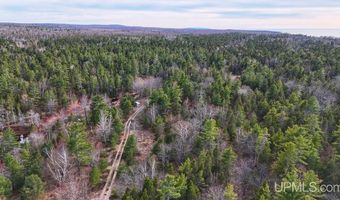 5877 Five Mile Point Rd, Allouez, MI 49805
