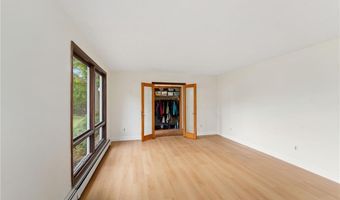 35 Bow Run, Narragansett, RI 02874