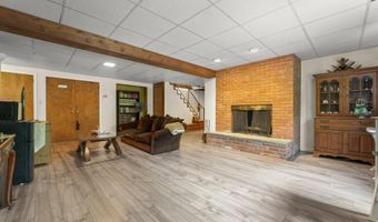 27 Adams Rd, Bloomfield, CT 06002
