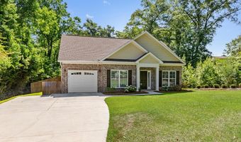 122 Craftsman Dr, Dothan, AL 36303