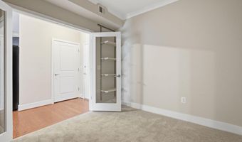 815 N PATRICK St 406, Alexandria, VA 22314