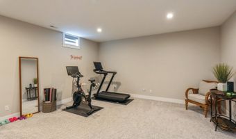 210 31st St SE, Altoona, IA 50009