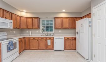 11 COTTONWOOD Dr, Barboursville, VA 22923