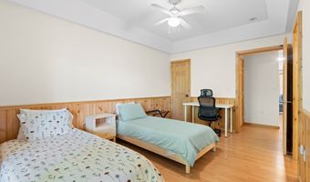 273 N Rhododendron Rd, Almond, NC 28702