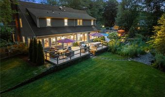 12 Half Mile Rd, Barrington, RI 02806