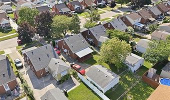 9864 Quandt Ave, Allen Park, MI 48101