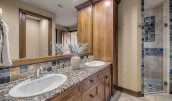 363 SW Bluff Dr 409, Bend, OR 97702