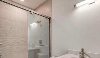 421 S BROADWAY 411, Baltimore, MD 21231