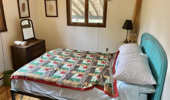 14 Macomber Pt, Alburgh, VT 05440