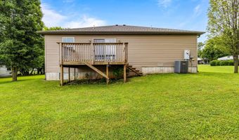 107 W Summit St, Aurora, MO 65605