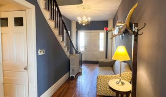 8 Crosby St, Augusta, ME 04330