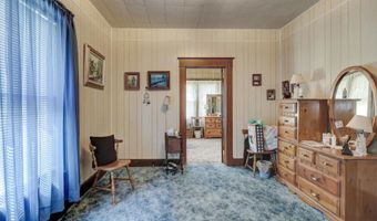 905 East Ave, Baxter Springs, KS 66713