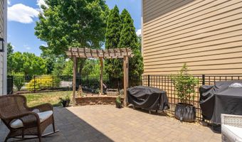 958 Tender Dr, Apex, NC 27502