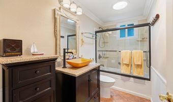 870 11TH St SW, Bandon, OR 97411