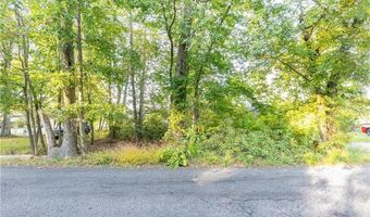 281 Richardson Rd, Coventry, RI 02816
