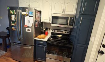 110 Habant Dr, Amherst, OH 44001