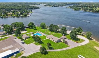 1066 Lake Viking Ter, Altamont, MO 64620
