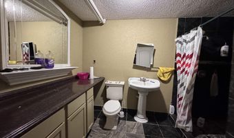 1221 Overland Ave, Burley, ID 83318