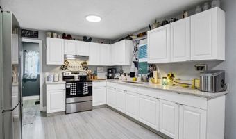 212 PIKE St, Auburndale, FL 33823