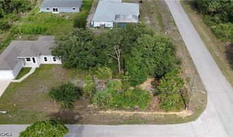2025 Robert Ave, Alva, FL 33920