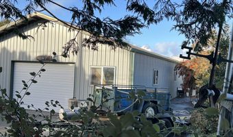 247 WHARF St, Brookings, OR 97415