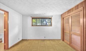 18855 SE RIVER Rd, Milwaukie, OR 97267
