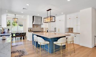 712 S Lost Canyon Rd, Anaheim, CA 92808