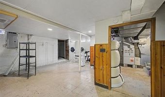 6821 Kolb Ave, Allen Park, MI 48101