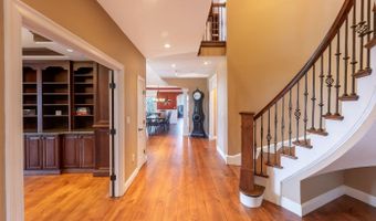 6 Crescent Dr, Bow, NH 03304
