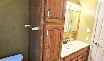 9178 SE 72nd Ter, Baxter Springs, KS 66713